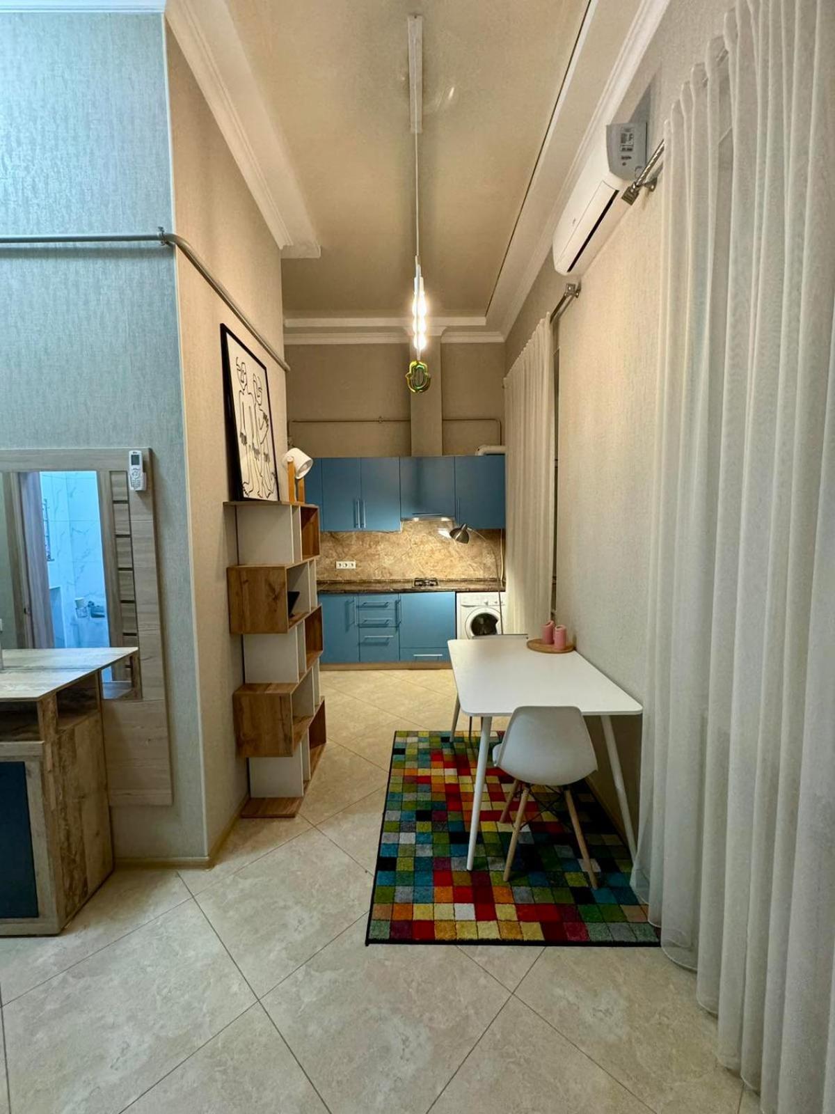 Central Apartments Одесса Экстерьер фото
